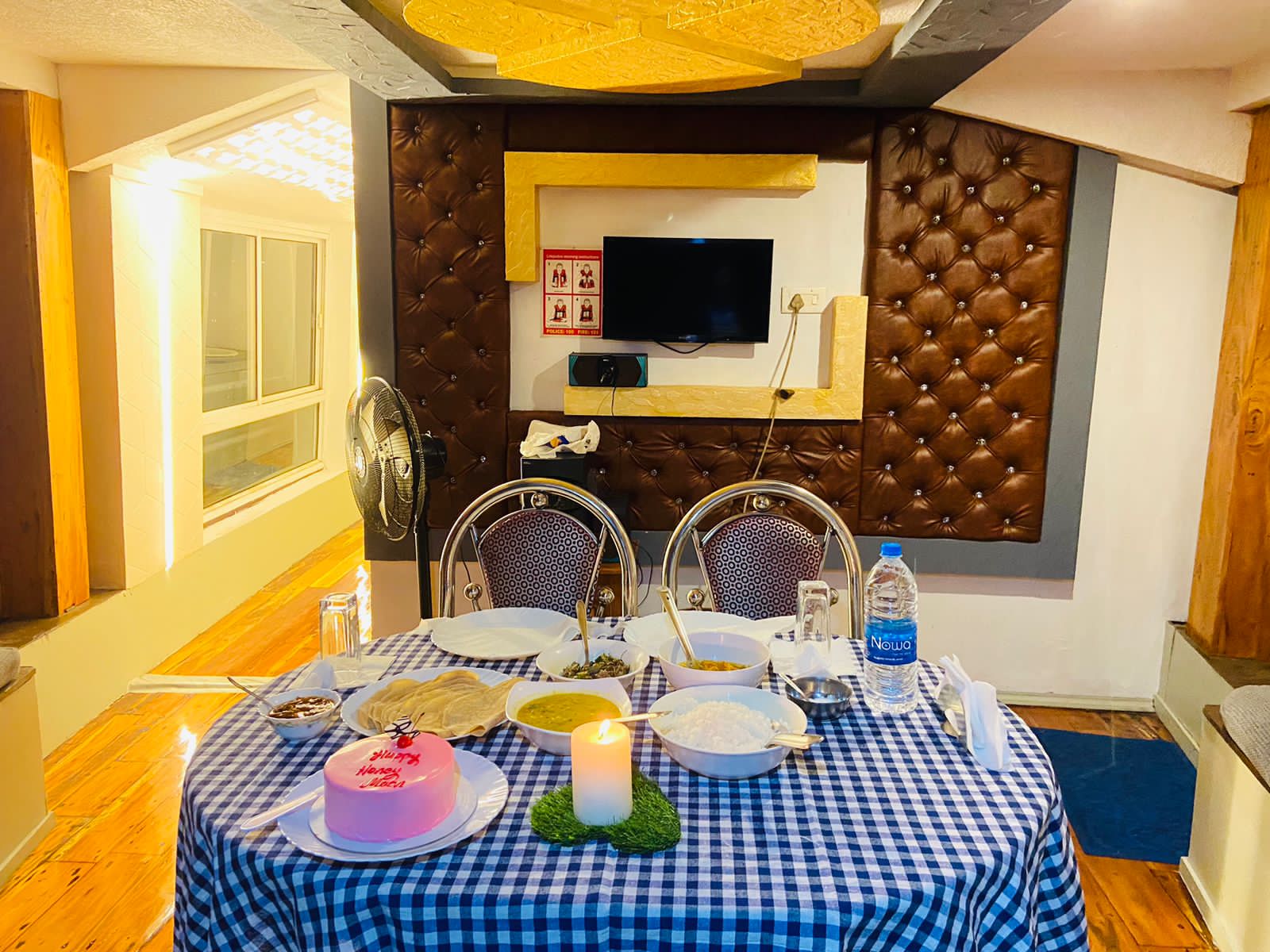 book houseboat online