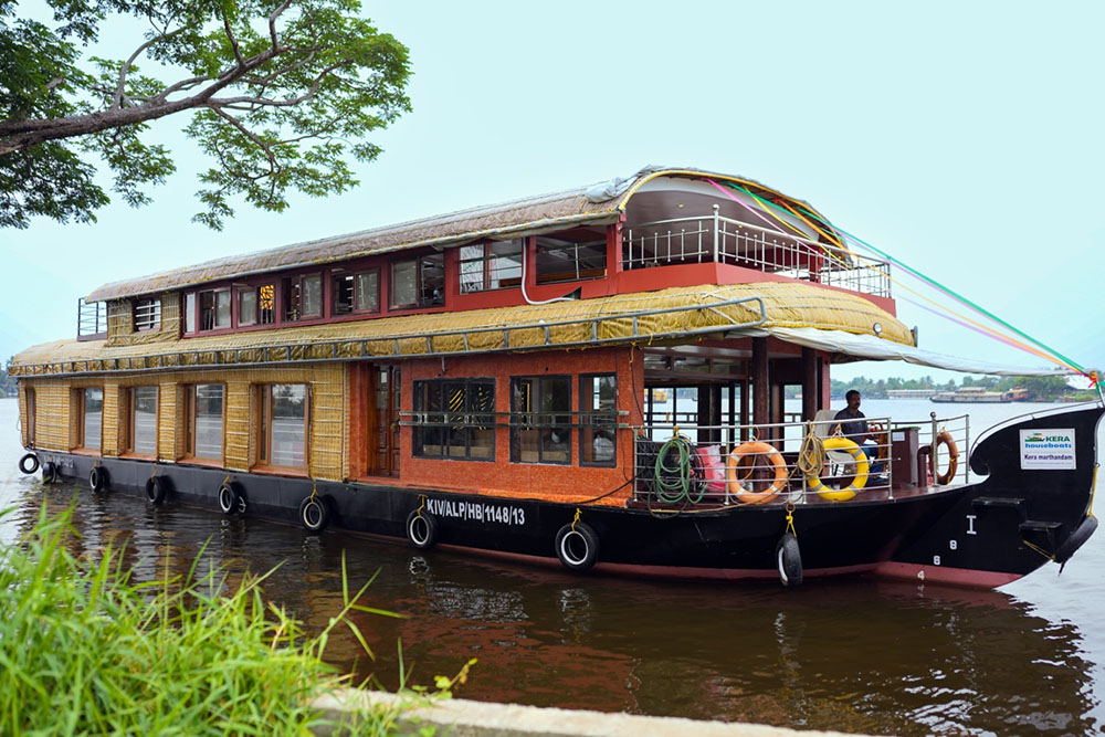 Premium houseboat in Alleppey Alappuzha